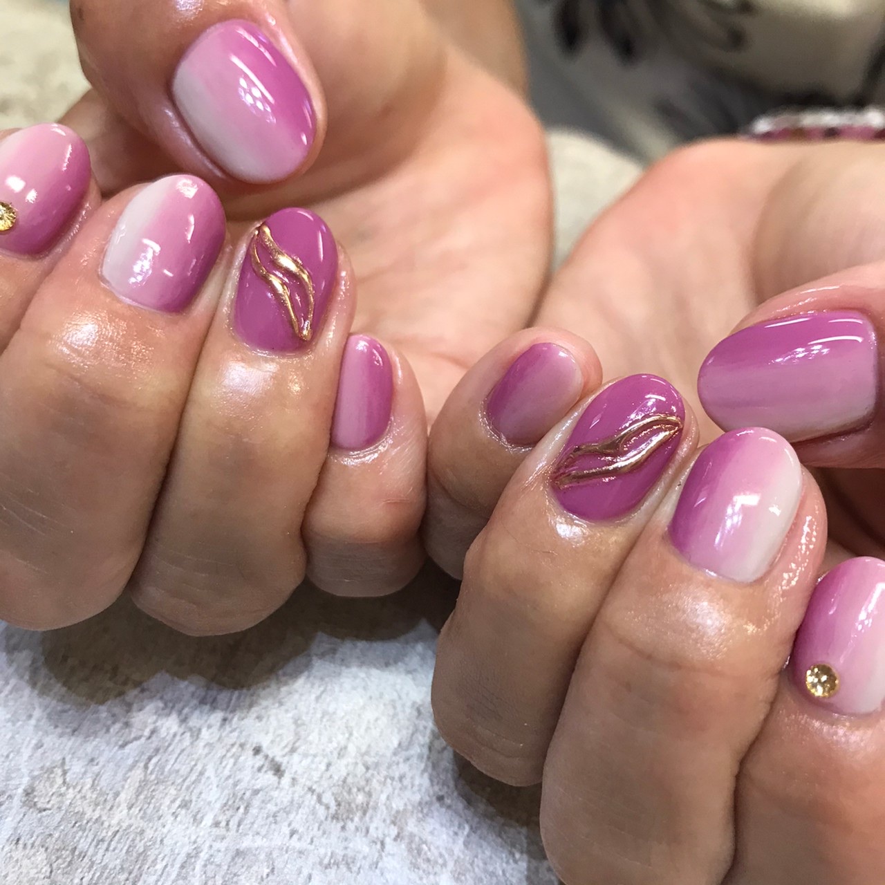 パープルグラデーション